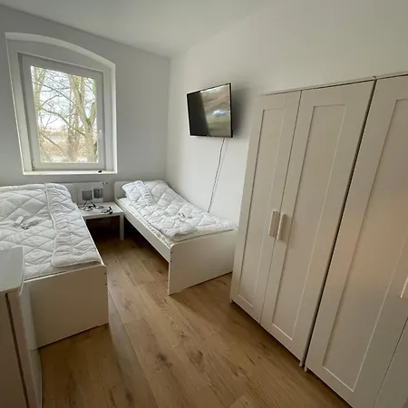 Monteurzimmerking: Dodendorfer Strasse Aparthotel 3*