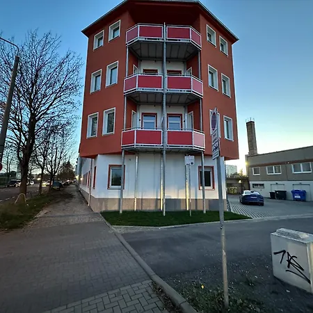 Monteurzimmerking: Dodendorfer Strasse Hotel apartamentowy Magdeburg