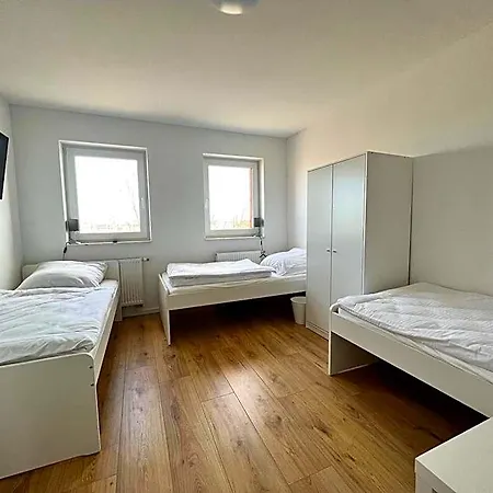 Monteurzimmerking: Dodendorfer Strasse 3* Magdeburg