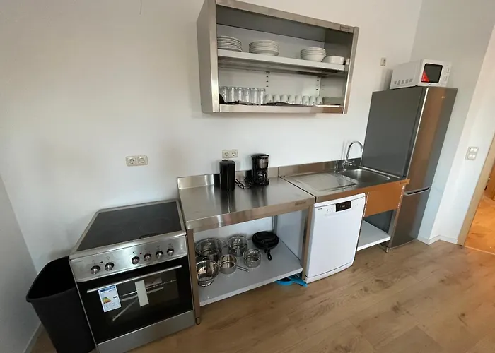 アパートホテル Monteurzimmerking: Dodendorfer Strasse